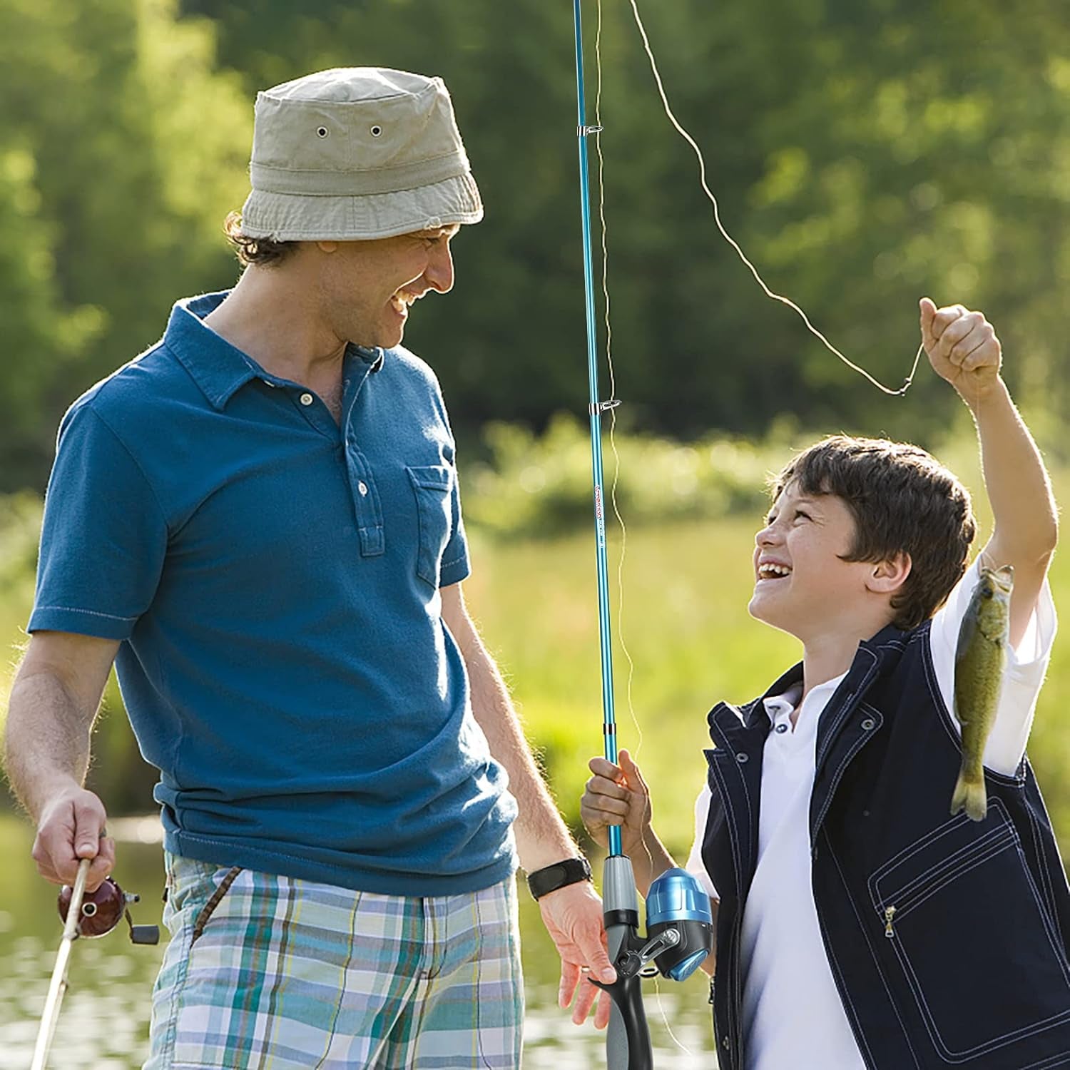 Kids Fishing Pole,Portable Telescopic Fishing Rod and Reel Full Kits, Spincast Youth Fishing Pole Fishing Gear for Kids, Boys